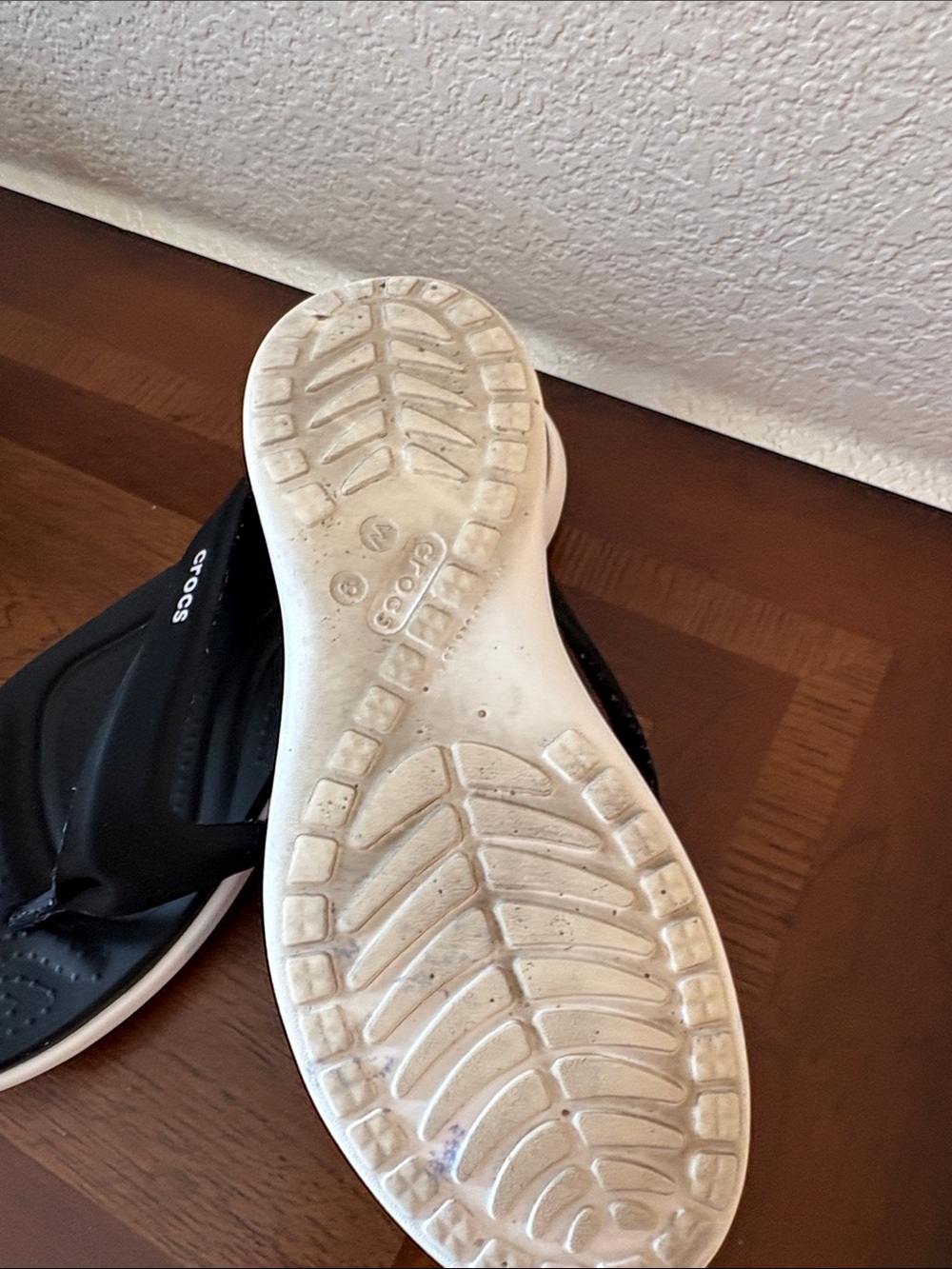 CROCS Black Thong Flip Sandals with White Sole - Picture 4 of 5